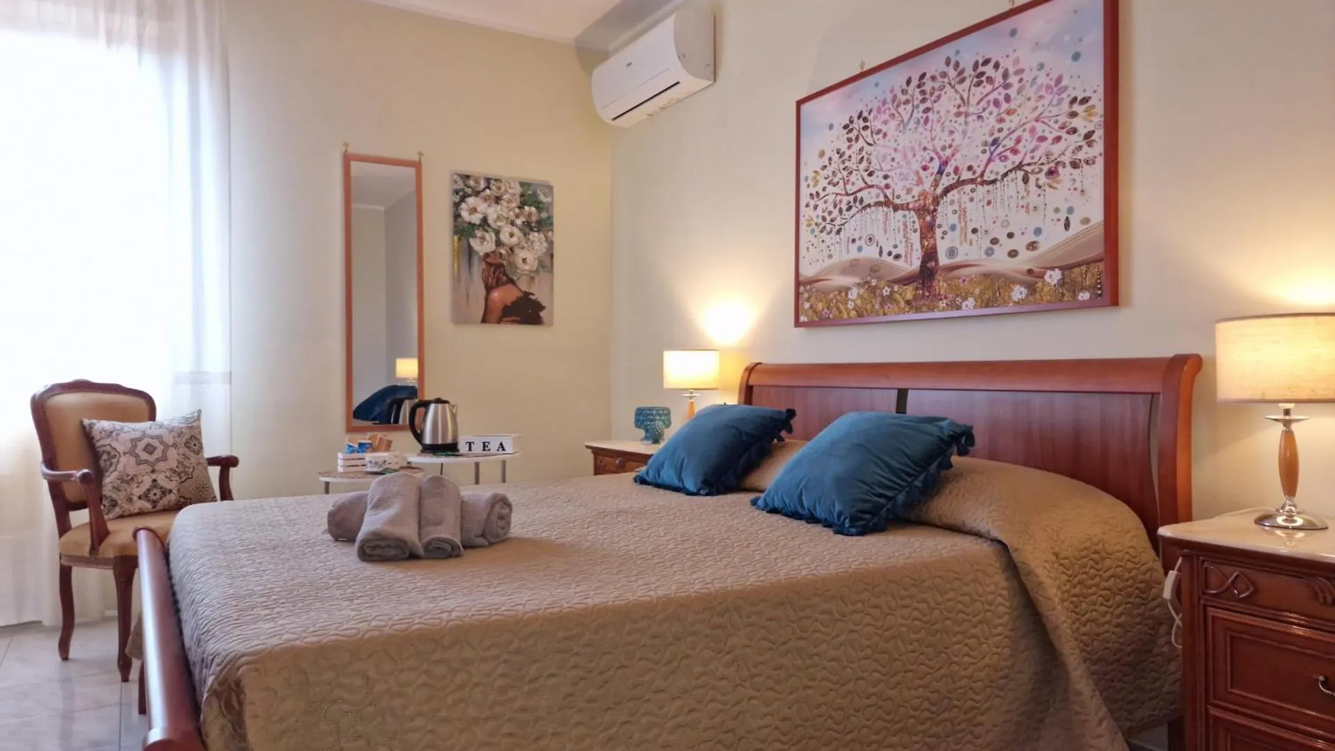 Lorenzo Guest Suite With Free Private Parking-- Cantieri Culturali Palermo Apartment