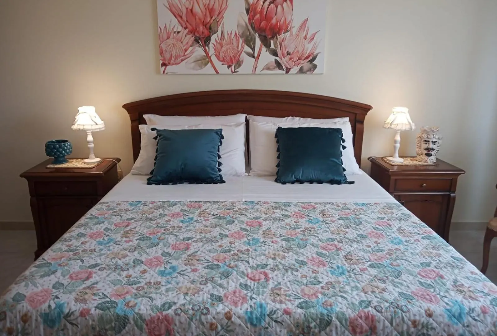Lorenzo Guest Suite With Free Private Parking-- Cantieri Culturali Palermo 0*,  Italy